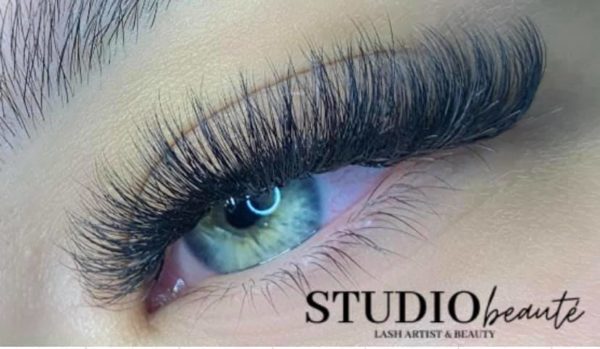 FORMATION A DISTANCE EXTENSIONS DE CILS NIVEAU 1 AVEC KIT